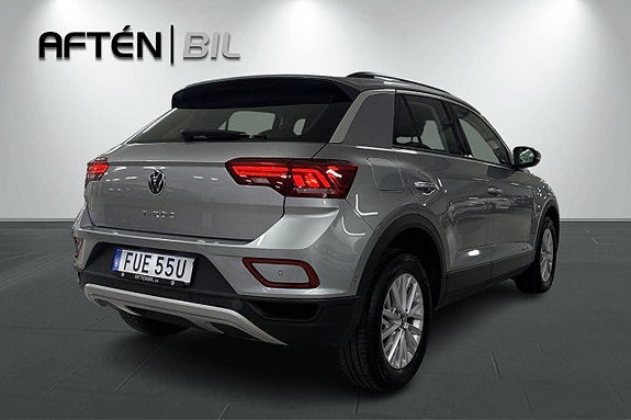 Volkswagen T-Roc 7 of 21