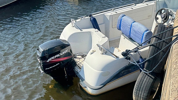 Askeladden 475 Freestyle -05 / Mercury F60 EFI -12 3 of 5