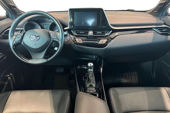 Toyota C-HR 10 of 21