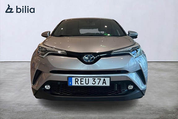 Toyota C-HR 6 of 21