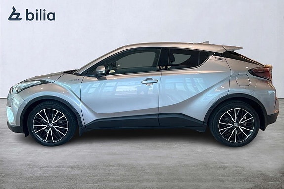 Toyota C-HR 3 of 21