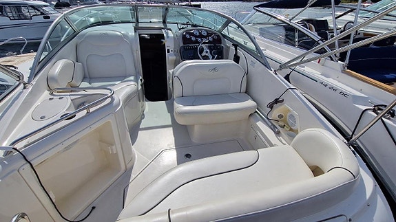 Monterey 250 CR - 2006. Volvo Penta D4-260. Ankarspel. Fint 24 of 24