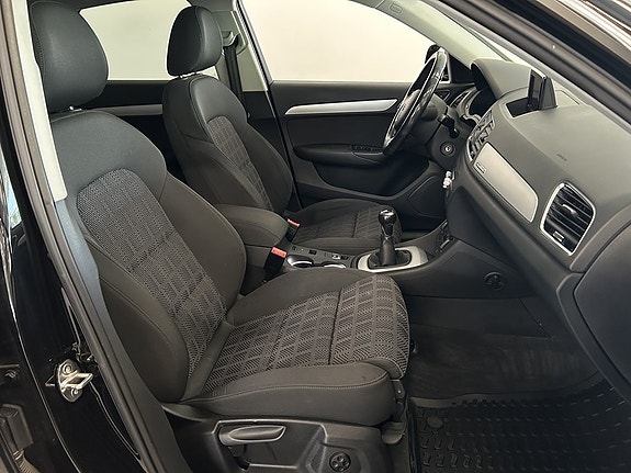 Audi Q3 15 of 24