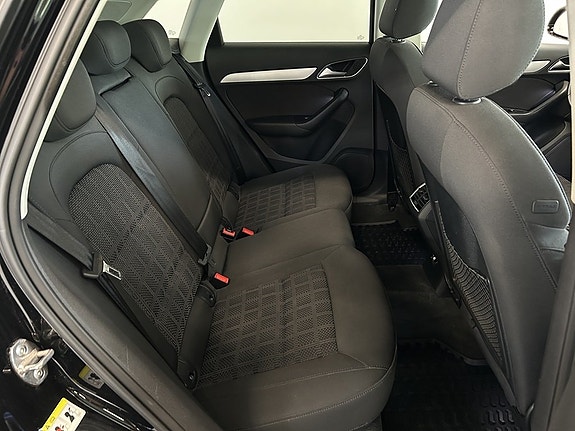 Audi Q3 10 of 24
