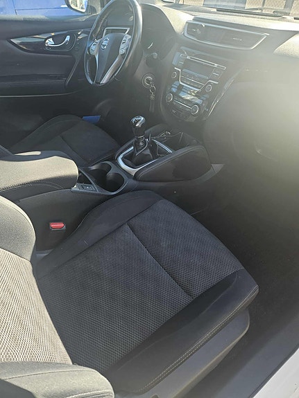 Nissan Qashqai 4 of 5