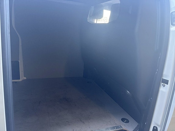 Opel Vivaro-e 11 of 14