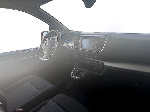Opel Vivaro-e 10 of 14
