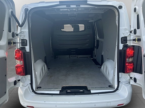 Opel Vivaro-e 12 of 14