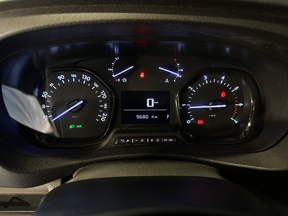 Peugeot Expert 15 of 17