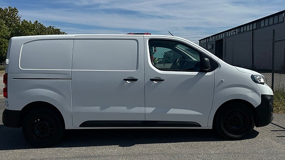 Peugeot Expert 5 of 17