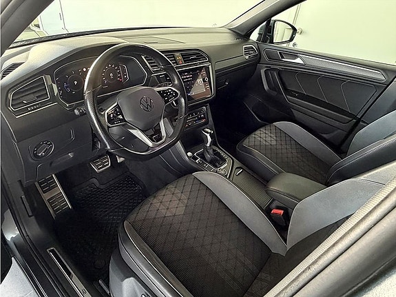 Volkswagen Tiguan Allspace 8 of 23