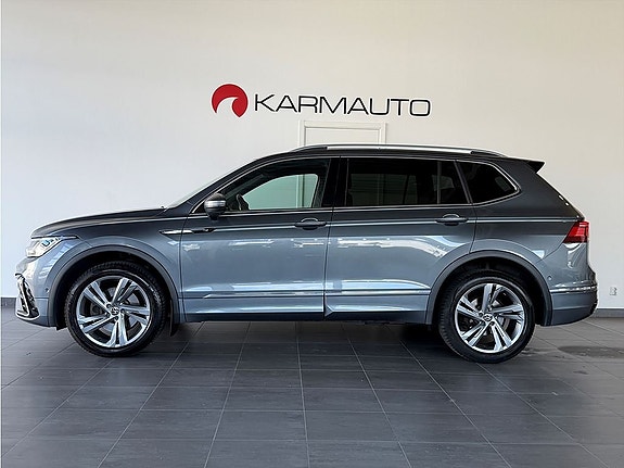 Volkswagen Tiguan Allspace 2 of 23