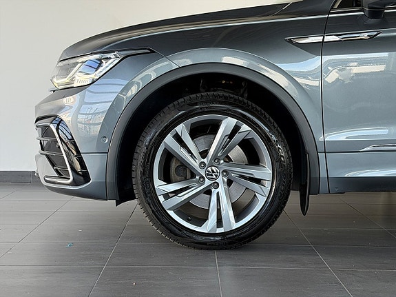 Volkswagen Tiguan Allspace 7 of 23