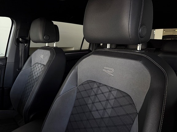Volkswagen Tiguan Allspace 19 of 23