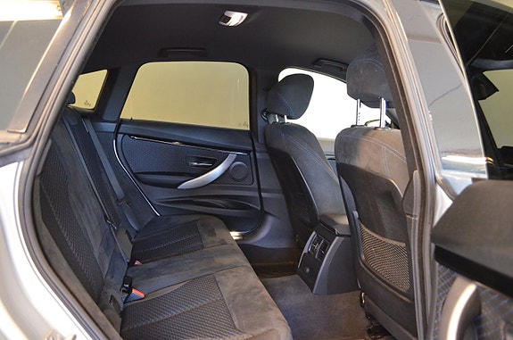 BMW 320d 21 of 23