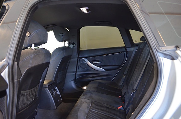 BMW 320d 15 of 23