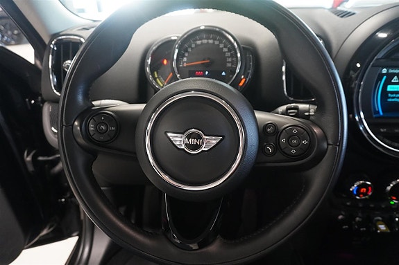 MINI Countryman Cooper SE 11 of 14