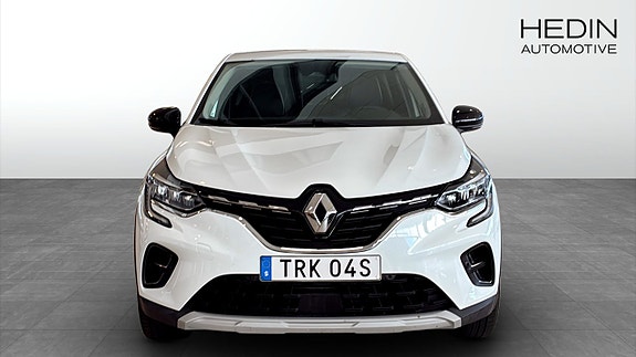 Renault Captur 8 of 12