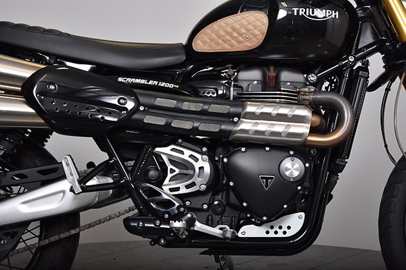 Triumph SCRAMBLER 1200 XE 10 of 19