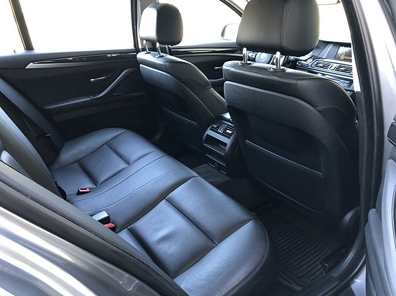 BMW 520d 8 of 16