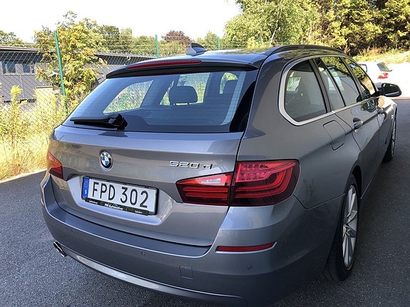 BMW 520d 3 of 16