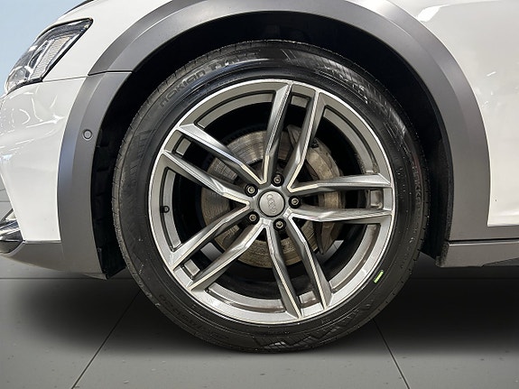 Audi A6 allroad 14 of 22