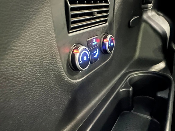 Hyundai Grand Santa Fe 26 of 30
