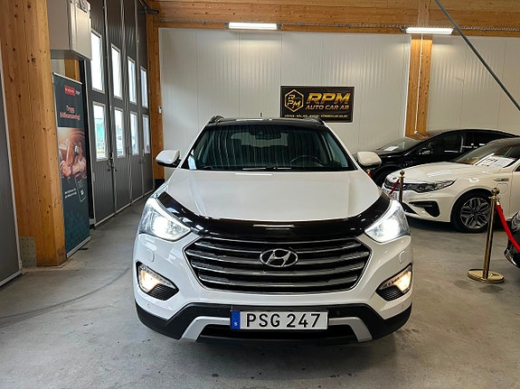 Hyundai Grand Santa Fe