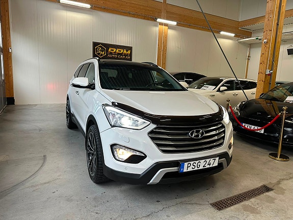 Hyundai Grand Santa Fe 4 of 30