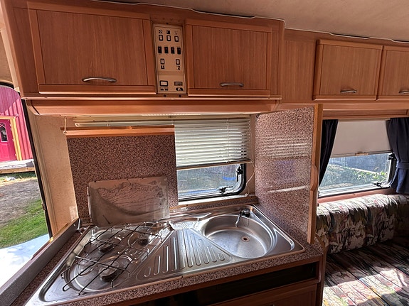 Adria Forma 520 6 of 8