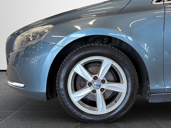 Volvo V40 9 of 25