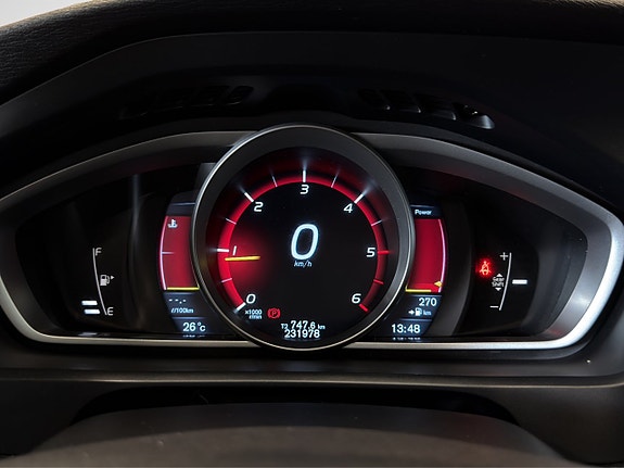 Volvo V40 17 of 25