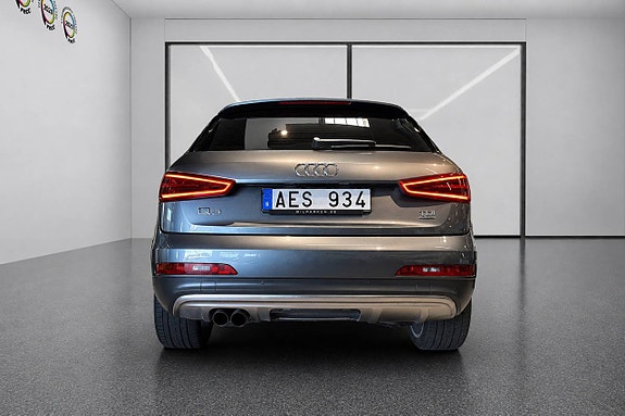 Audi Q3 6 of 18
