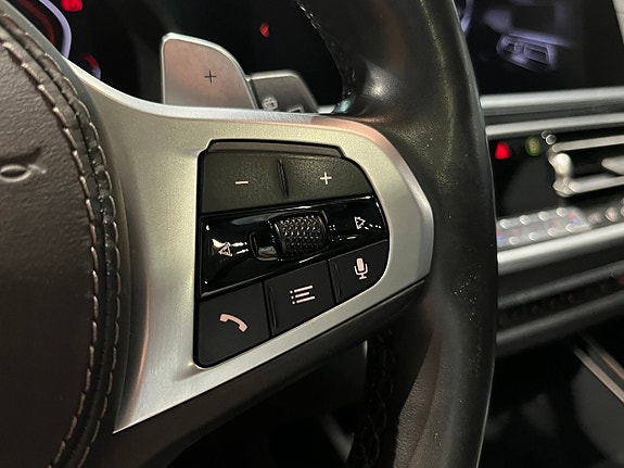 BMW X7 12 of 30