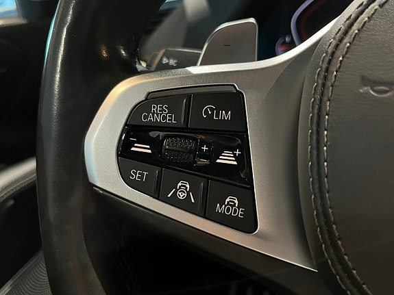 BMW X7 11 of 30