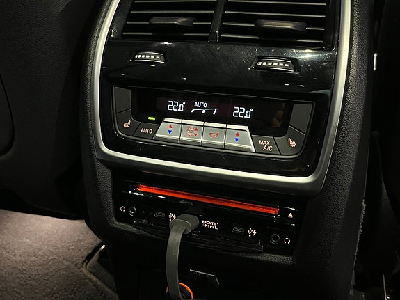 BMW X7 26 of 30