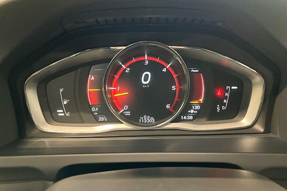 Volvo V60 Cross Country 15 of 27