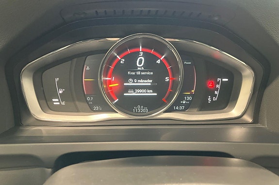 Volvo V60 Cross Country 17 of 27