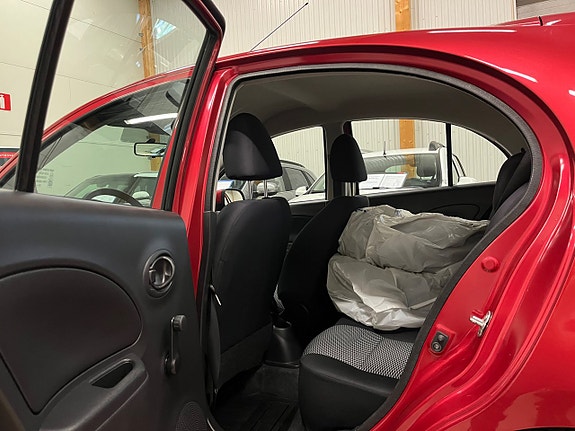 Nissan Micra 12 of 16