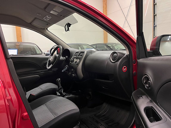 Nissan Micra 10 of 16
