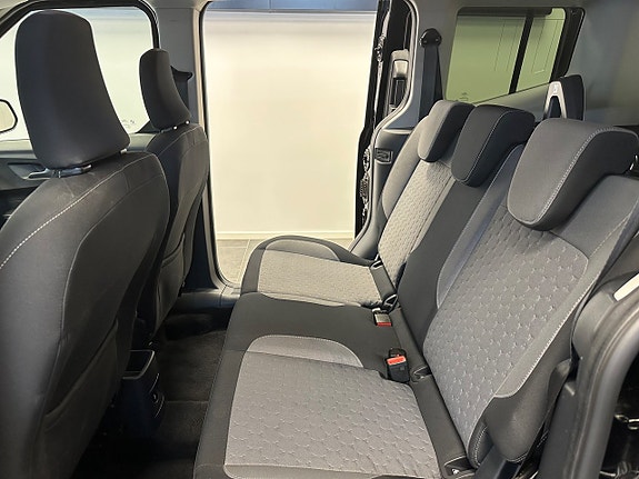 Ford Courier Tourneo 16 of 24