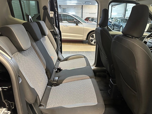 Ford Courier Tourneo 17 of 24