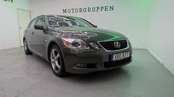 Lexus GS300 2 of 23