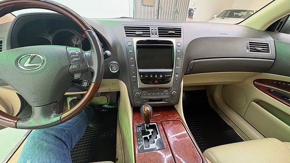 Lexus GS300 23 of 23