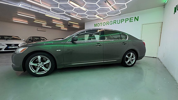 Lexus GS300 7 of 23