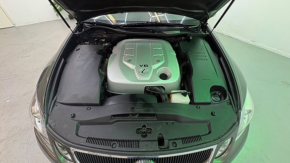 Lexus GS300 19 of 23