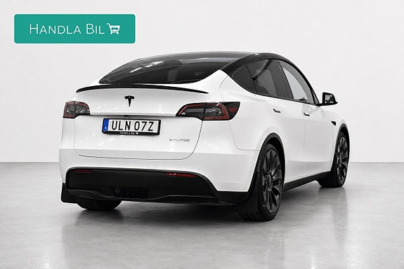 Tesla Model Y 5 of 24