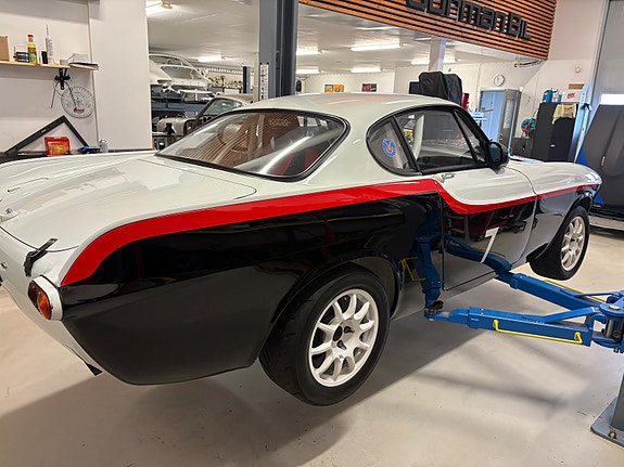 Volvo P1800 3 of 13