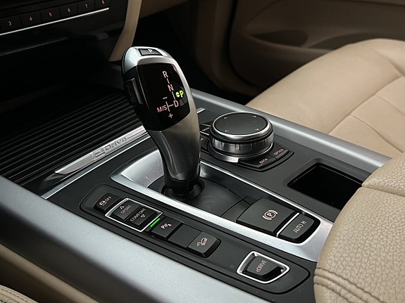 BMW X5 25 of 30