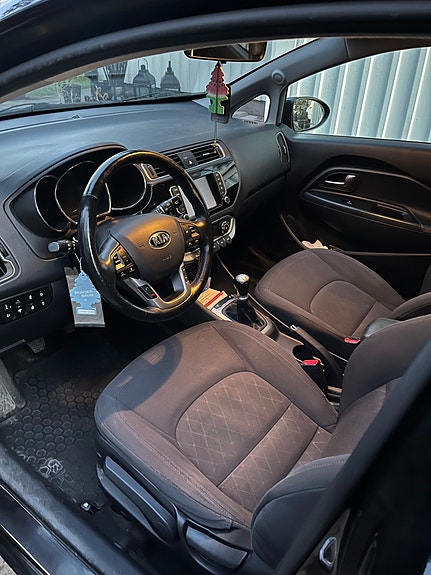 Kia Rio 3 of 5